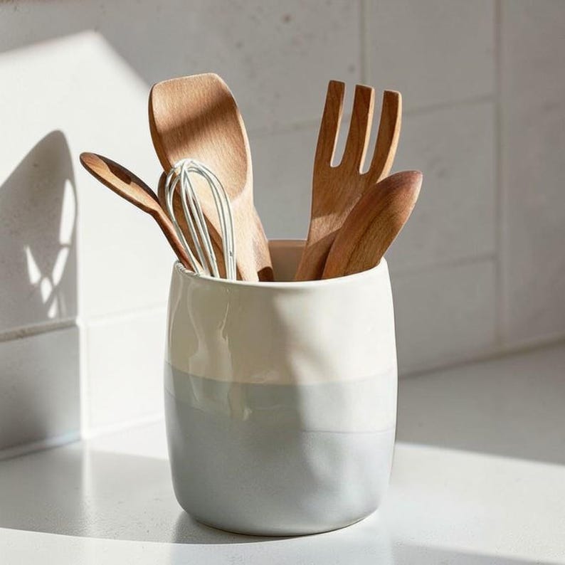 Keramik Utensilienhalter gerippt – Küchenutensilien Topf Organizer für Arbeitsplatte, 15 cm, Zweifarbig