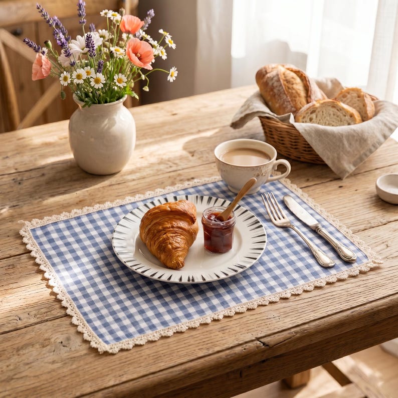 Gingham-Platzset mit Spitzenborte, karierte Tischunterlage aus Baumwollmix, 12 x 16 Zoll, Tischwäsche im Landhausstil